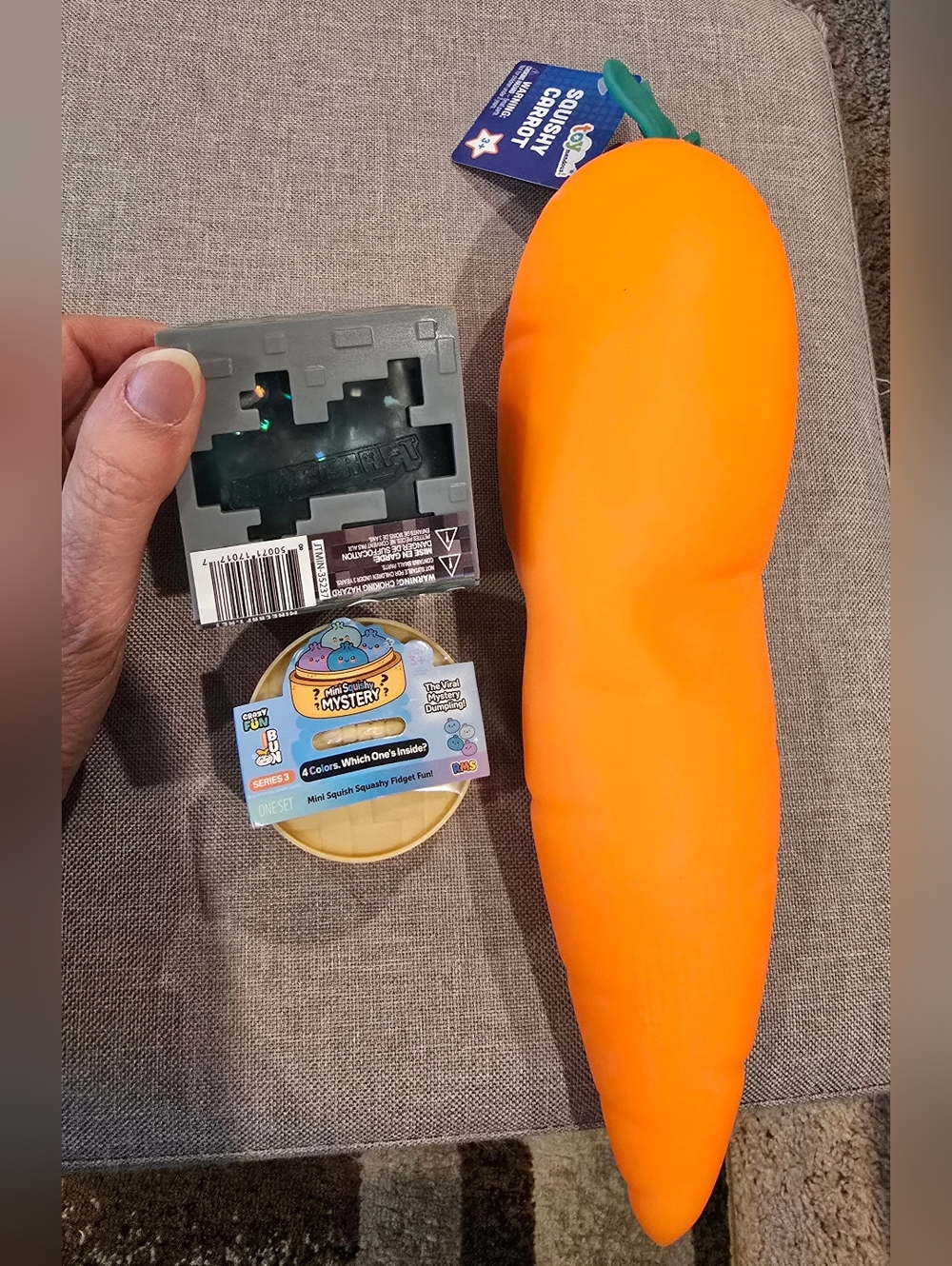 Bundle Of 1 Minecraft Jelly Cube, 1 Mini Dumpling And Squishy Carrot